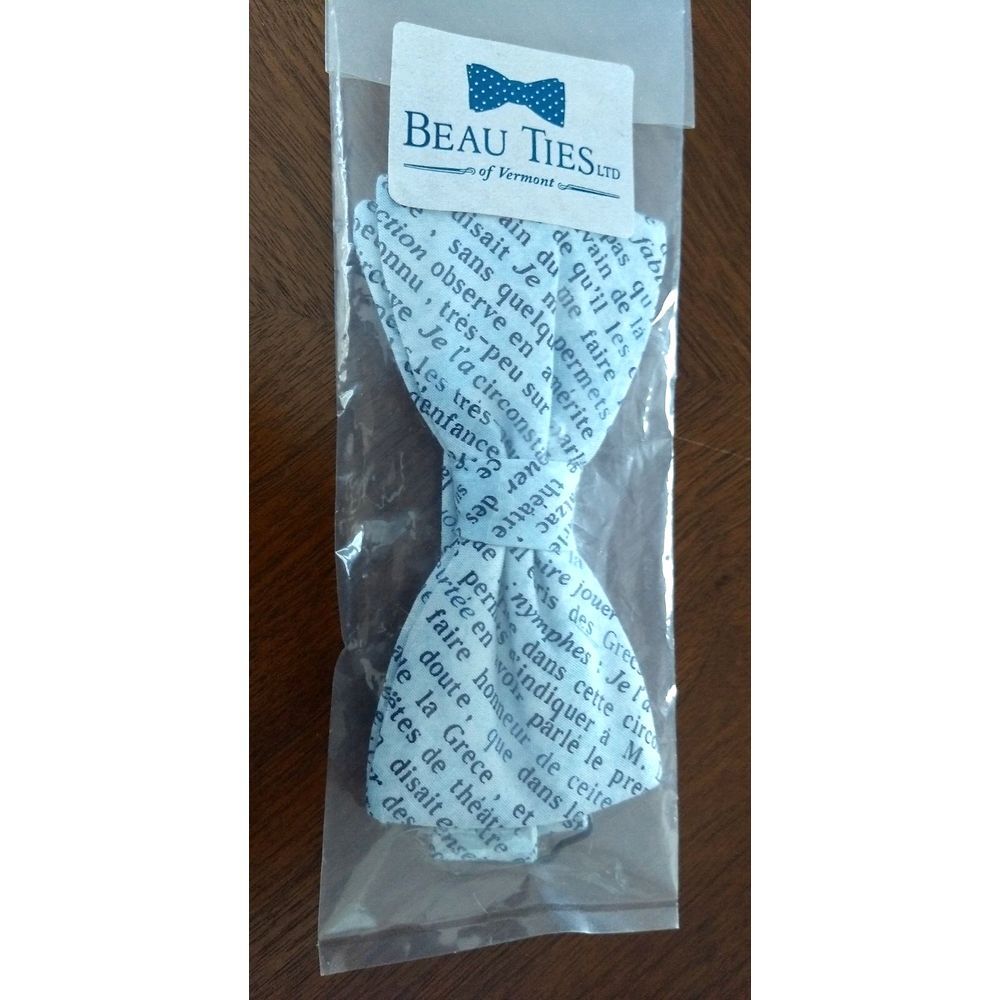 Beau Ties‎ Hand Sewn Bow Tie Cotton Adjustable Blue French Words Phrases NEW